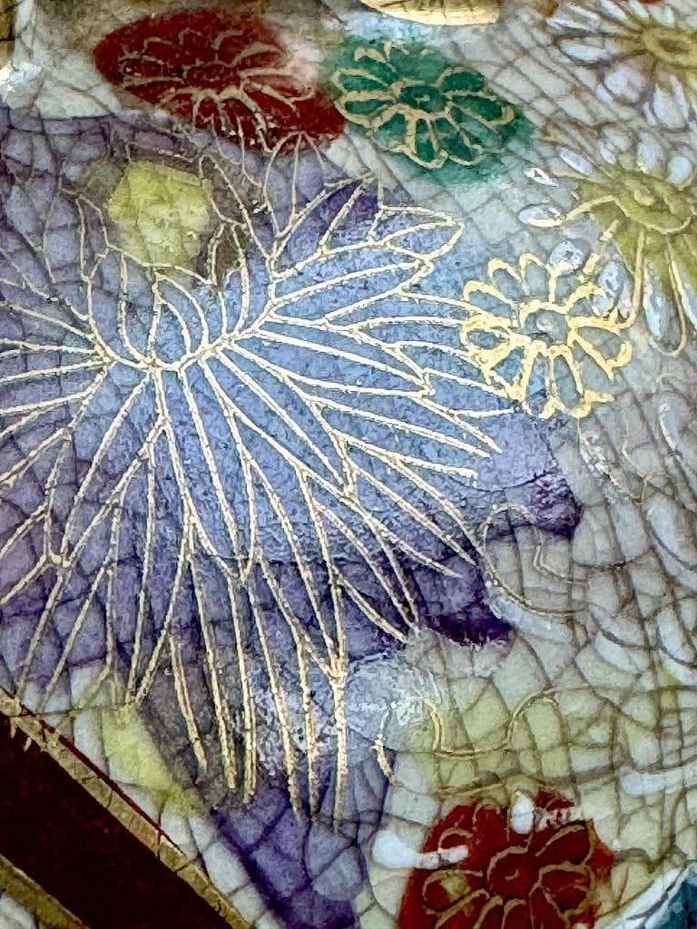 美品　京薩摩　蓮山　香炉　獅子　三ツ脚　蓋付　金彩　豪華絢爛　壼飾　花入　大香炉