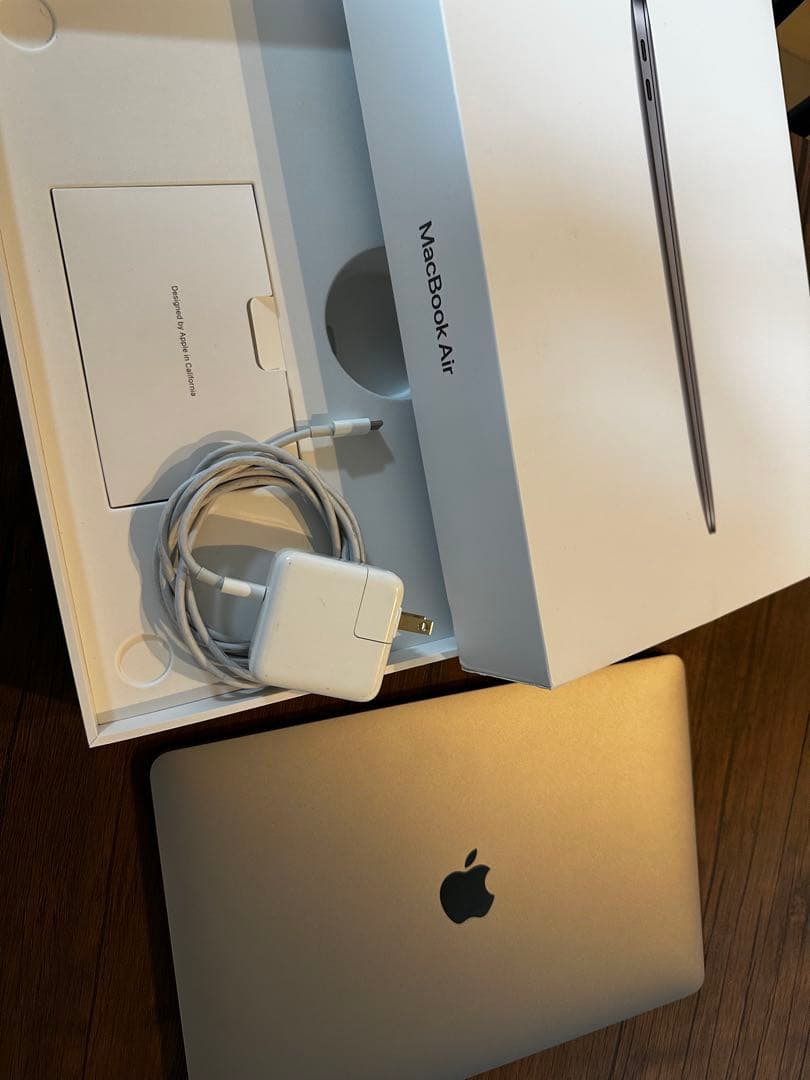 MacBook Air 13インチ 日本語キーボード 充電器付き