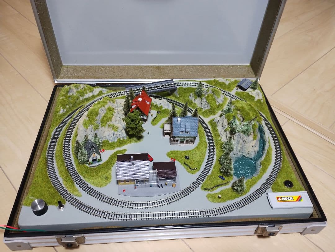 メルクリン zゲージ Noch 88091 ブリーフケースレイアウト