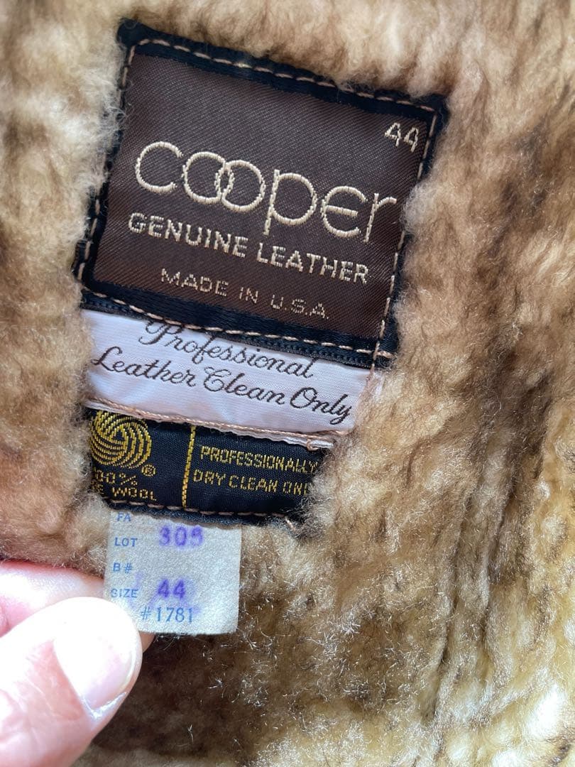 COOPER USA製 ムートンコート