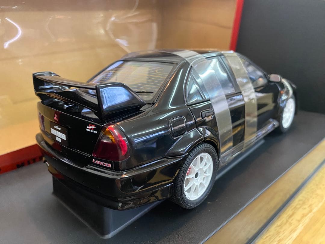 1/18 オートアート 三菱 ランサー エボリューション VI トミーマキネン