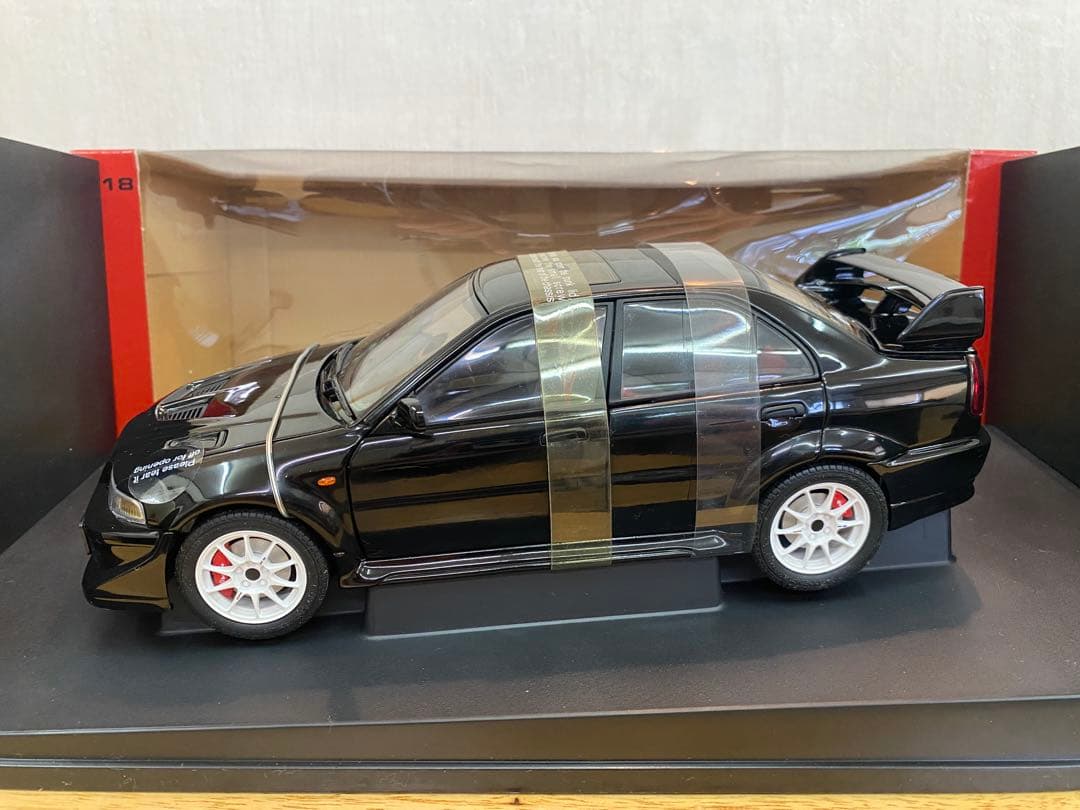 1/18 オートアート 三菱 ランサー エボリューション VI トミーマキネン