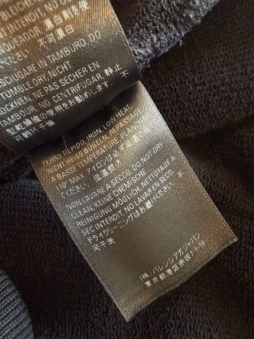 BALENCIAGA ブラック フード付きパーカー