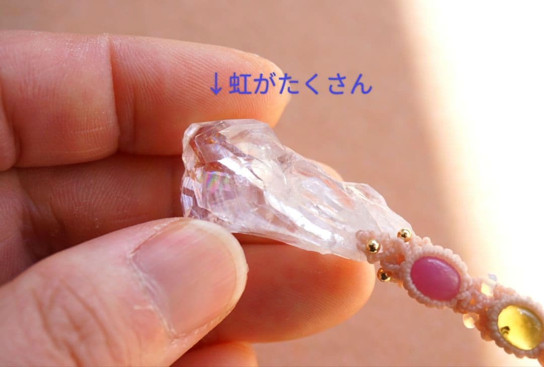 《春の妖精》ピンクアメジスト原石　ペリドット　ルビー　マクラメ　ネックレス