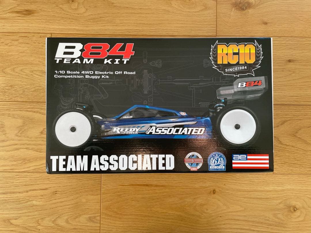 Team Associated RC10 B84 アソシエイテッド
