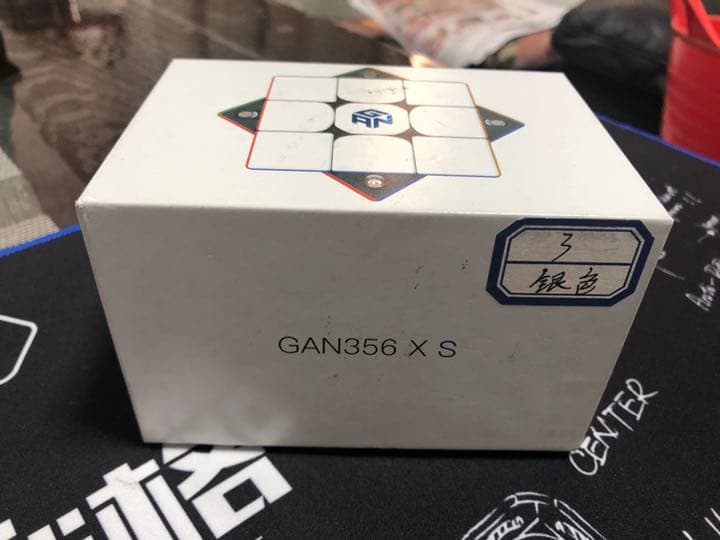 GAN 356XSM「電気メッキ」うすピンク色 ルービックキューブ