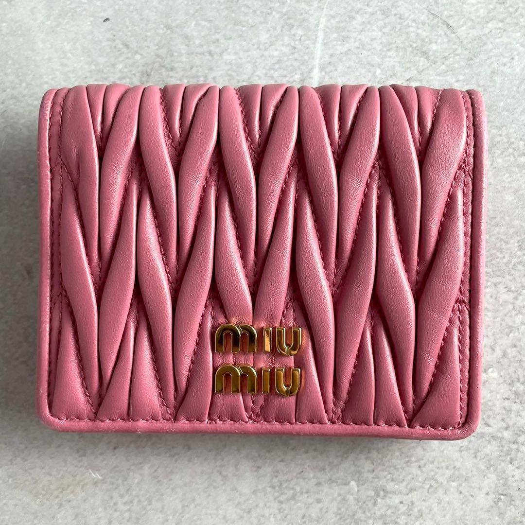 【付属品完備 現行】ミュウミュウ 二つ折り財布 ピンク RFID レザー