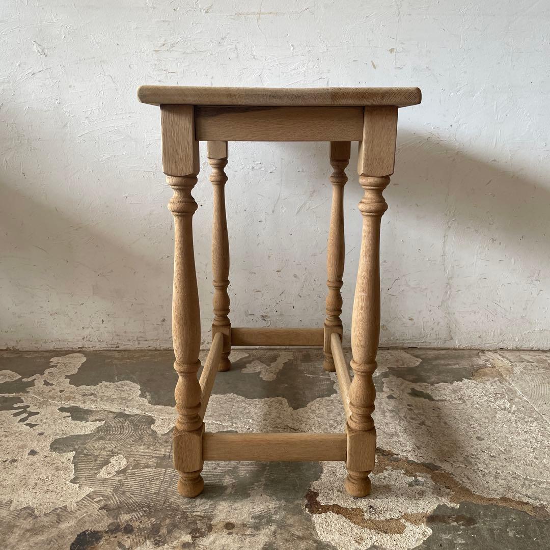 サイドテーブル・ナイトテーブル・ローテーブル tinky