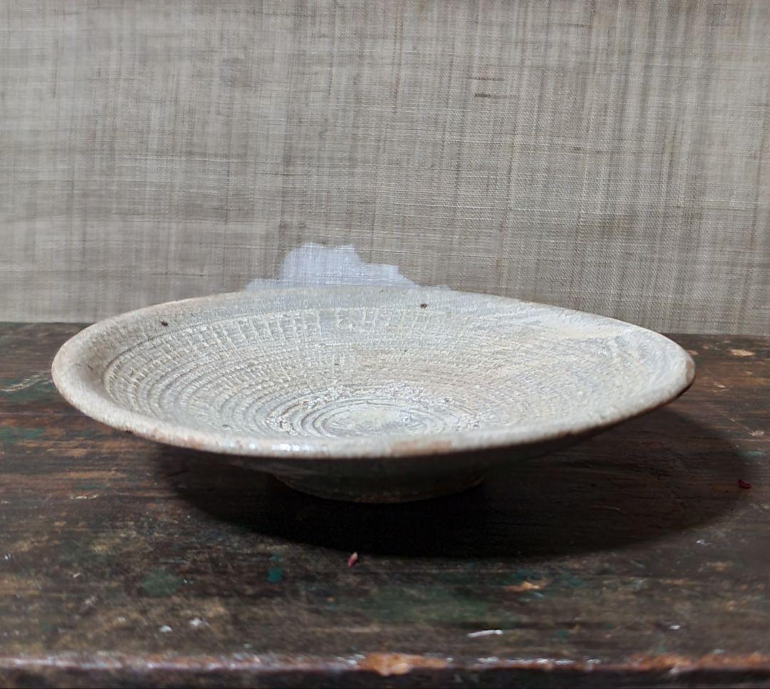 李朝 粉靑沙器印花文平皿