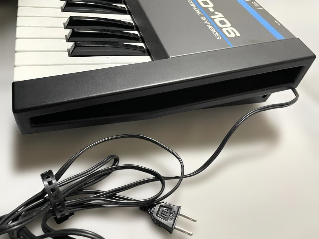 ジャンク Roland JUNO-106 シンセサイザー