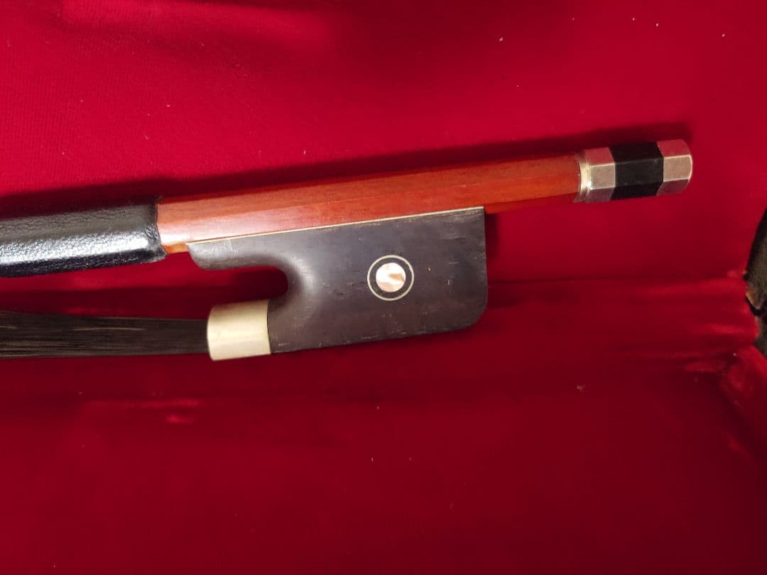 フレンチスタイルコントラバス弓 　黒毛