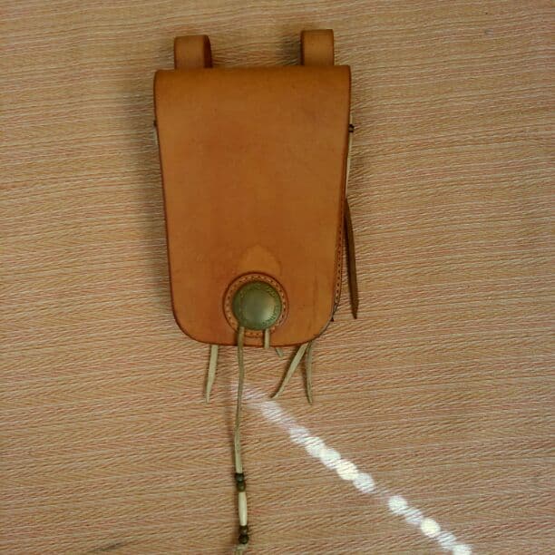 バック　ポーチ