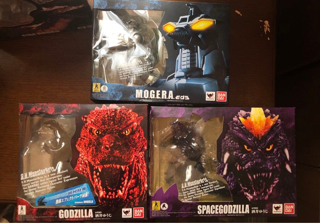 S.H.MonsterArts ゴジラ スペースゴジラ モゲラ　モンスターアーツ
