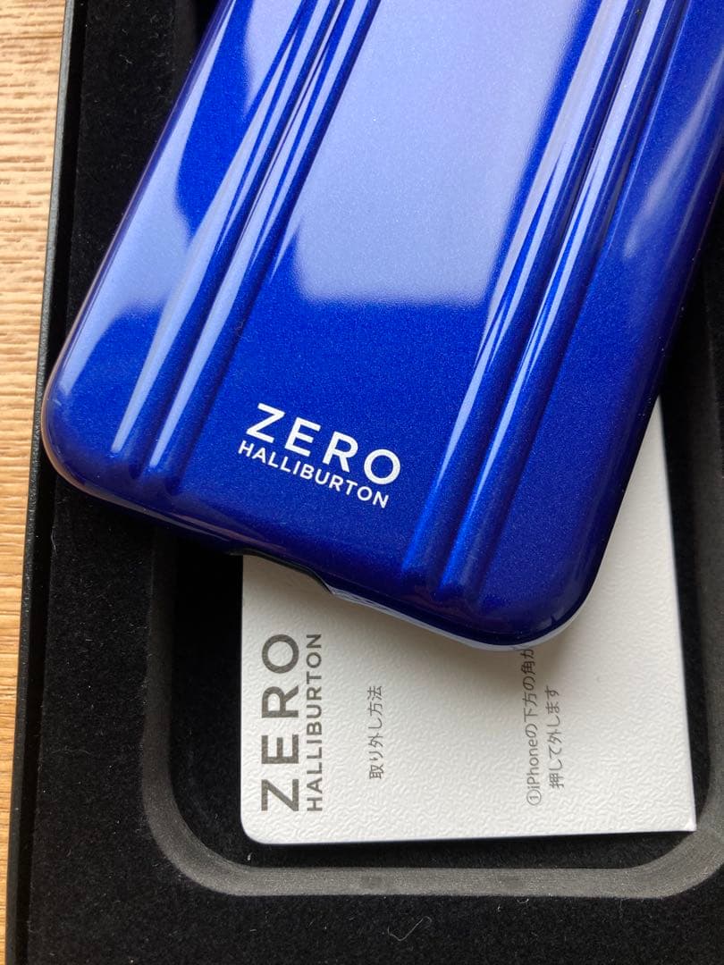 ZERO HALLIBURTON iPhone SE ケース　3個セット