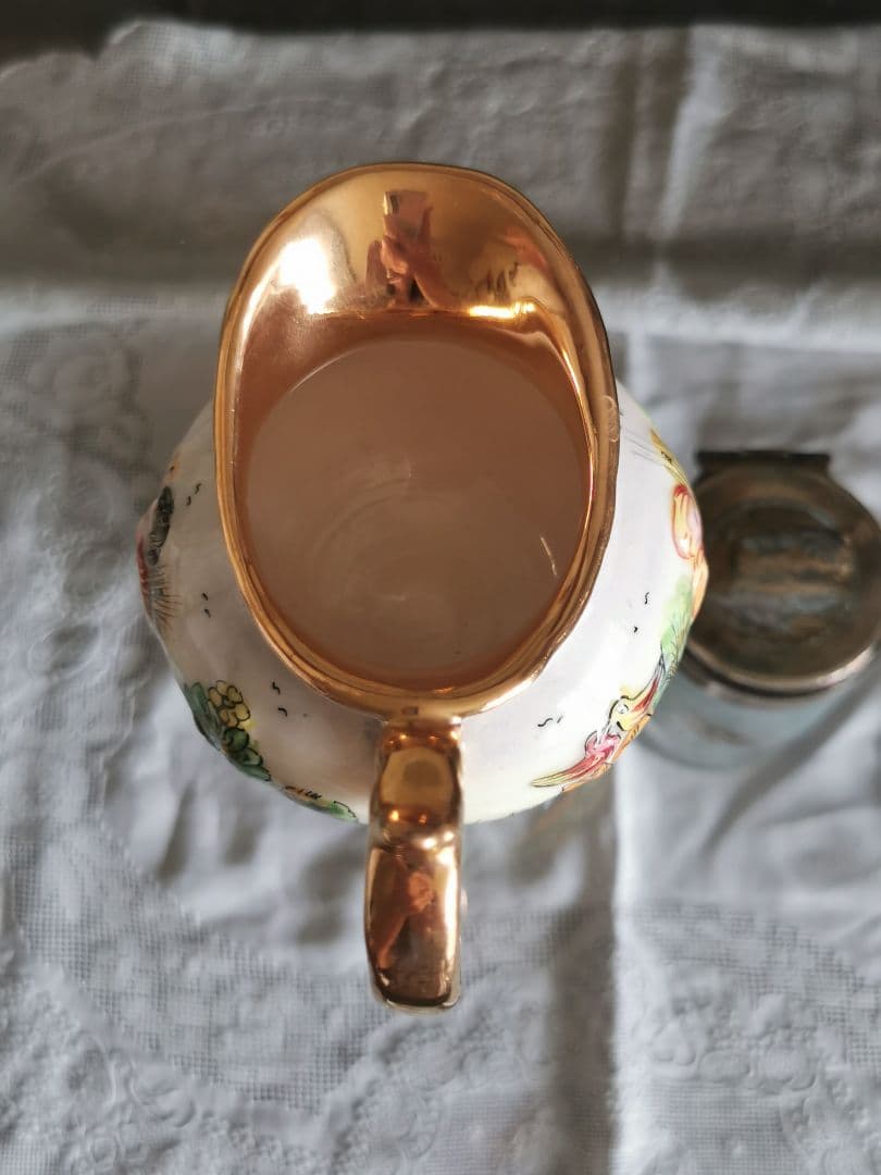 アンティークイタリア カポディモンティ 子供と鳥の実りの草原 収穫 クリーマー