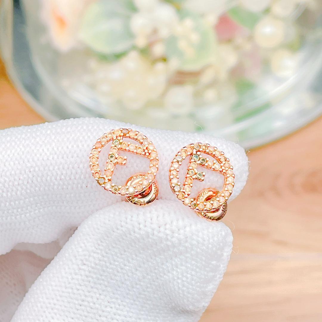 ◇フェンディ◇エフイズフェンディ ラインストーン ピアス ゴールド 1A4220