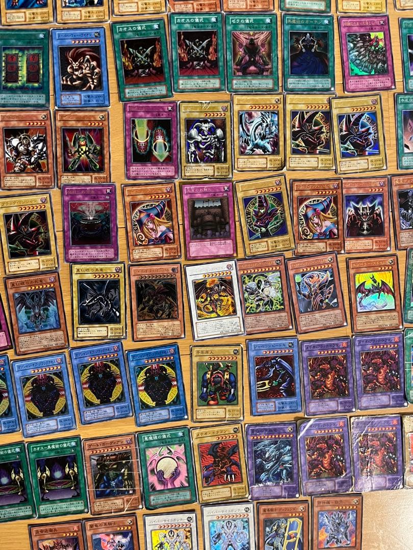 遊戯王　初期・2期含むカードまとめ売り　キラ複数約1000枚セット引退品OCG