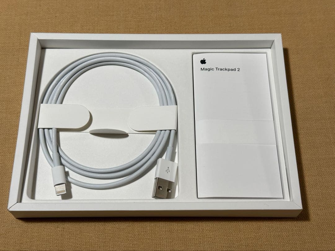 Magic Trackpad2 ホワイト(lightning)