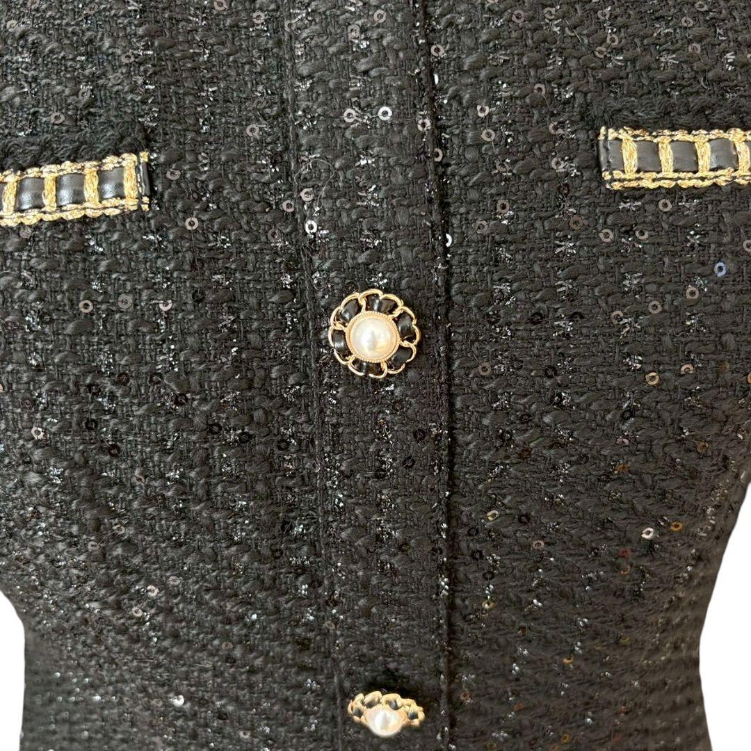 美品✨LEJA　ラメ混ツイードレザーパイピングパール釦スパンコールマーメイド　S
