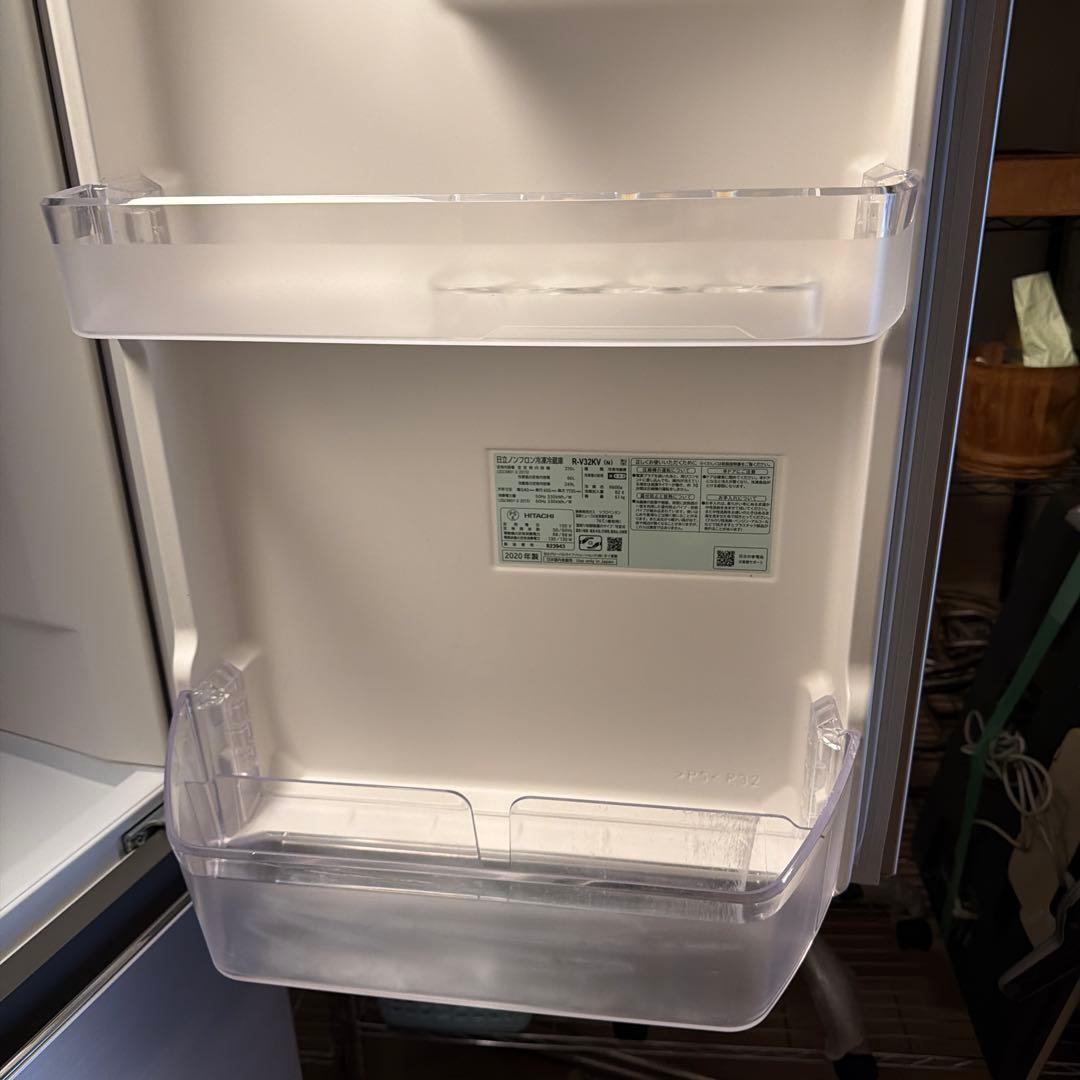 青いアバターさま専用‼️‼️‼️ 日立 3ドア冷蔵庫 シルバー R-V32KV（N）