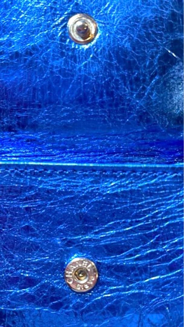 国内正規品未使用に近いシャネルミニ財布レディース三つ折り贈物ブルー二つ折りギフト