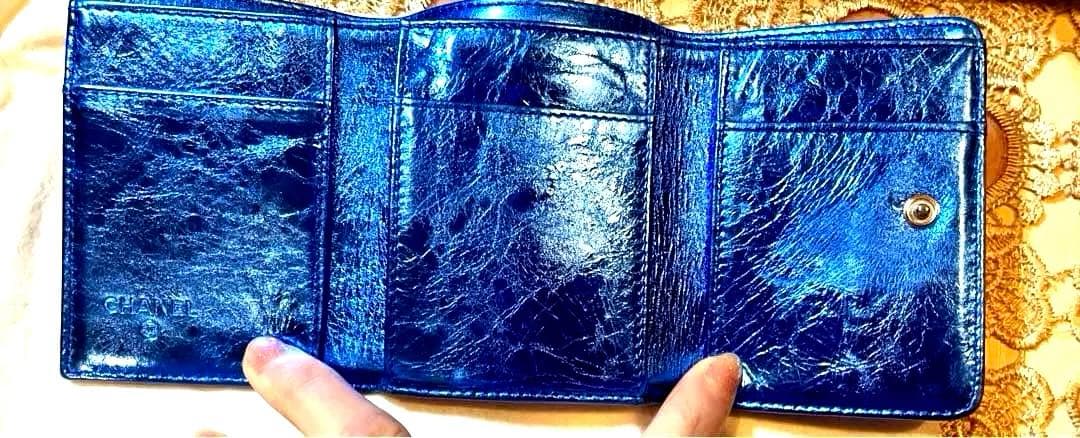 国内正規品未使用に近いシャネルミニ財布レディース三つ折り贈物ブルー二つ折りギフト