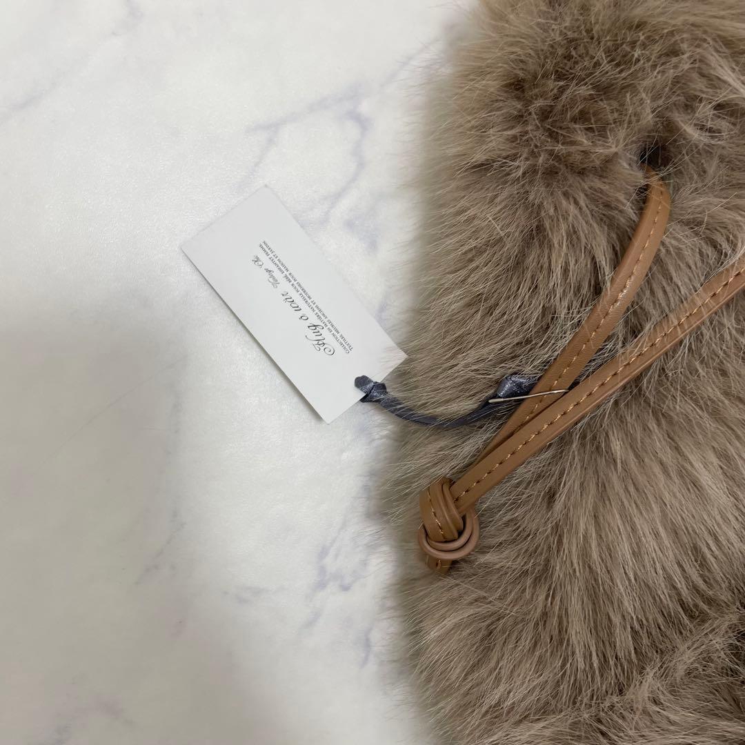 HUG Ō WäR フェイクファー２wayバッグ　ハグオーワー