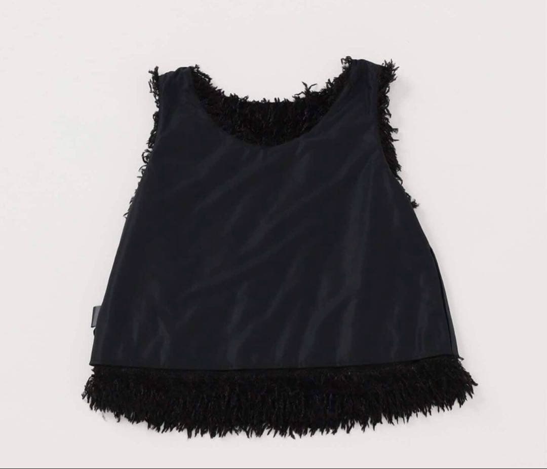 なな大人気商品！ノーブル　フェザーヤーンタンクトッププルオーバー　ブラック