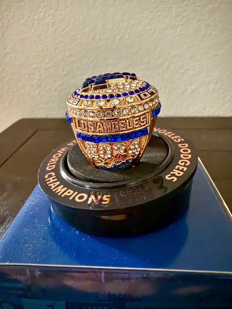 【非売品・限定品】Dodgersアレックス・ベシア 2024チャンピオンリング