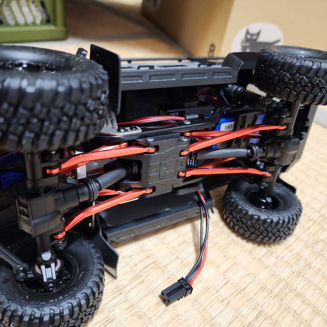 トラクサス　ディフェンダーtrx4mフルセット　オプション付　数回室内走行済み