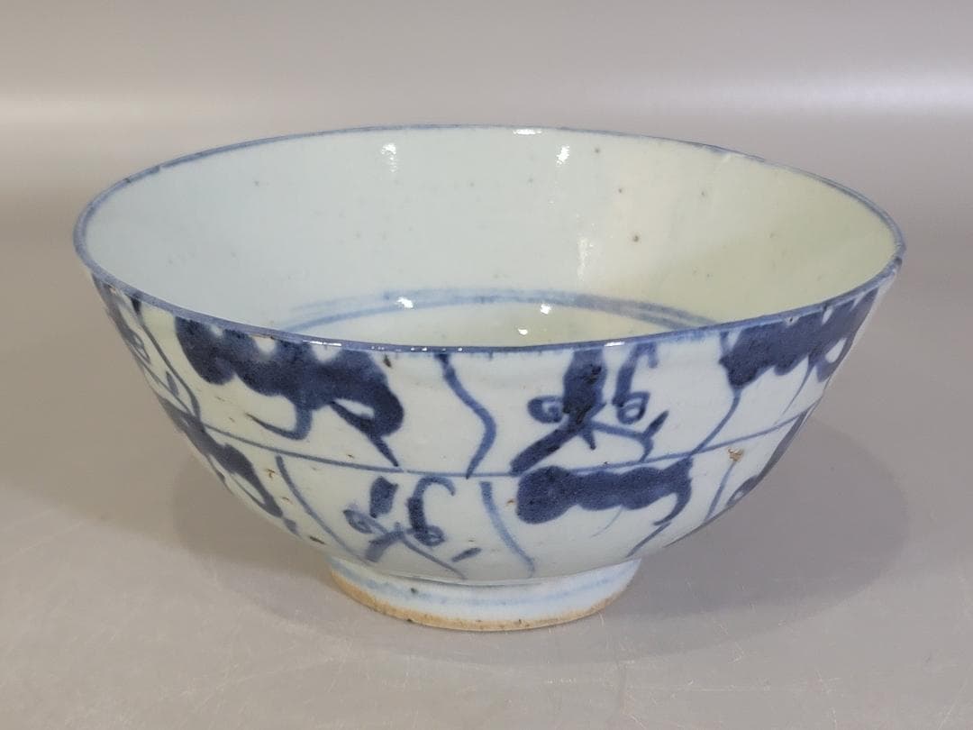 茶道具 中国 青花 碗 古染付 菓子鉢 DT601中国 陽刻 蓮紋 青磁 燭台