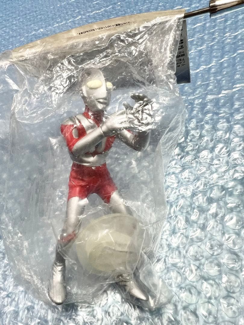 ウルトラマン系？　未開封　23年前位に入手　袋大きさ、縦21㎝、横11㎝