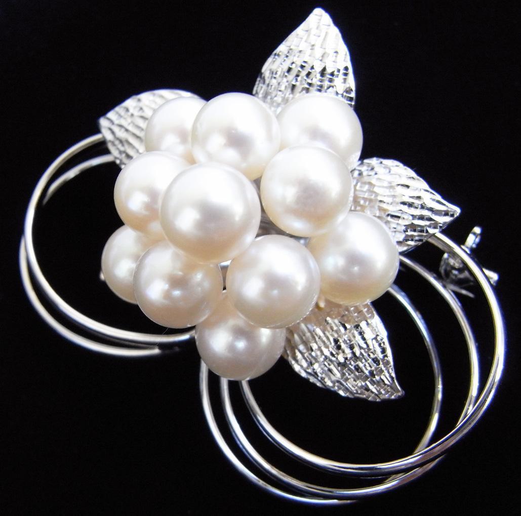 フレコ★紫陽花・925シルバー(銀製)アコヤ真珠（本真珠）１１粒・ブローチ