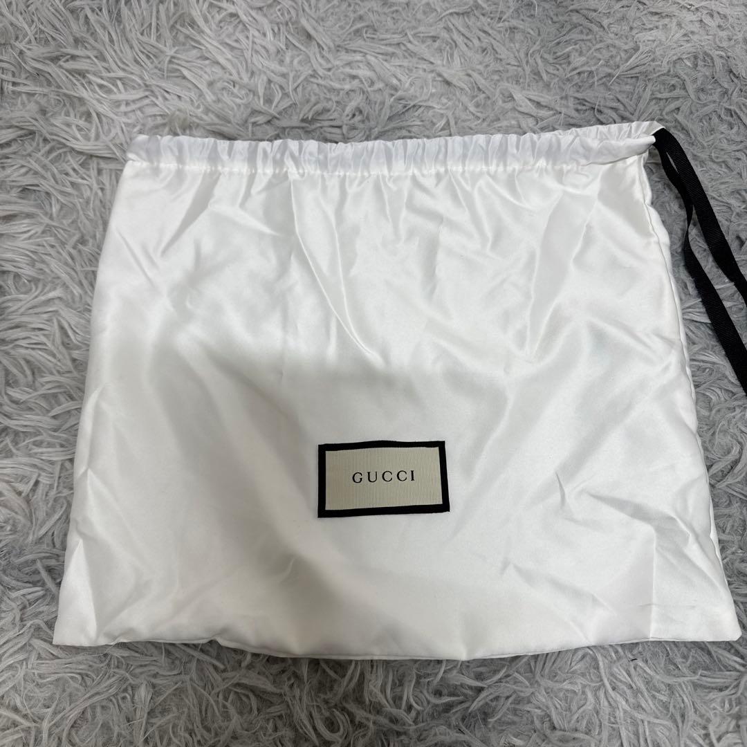 新品タグ、ケース付き GUCCI KIDS HAT GGキャンバス 子供用 帽子