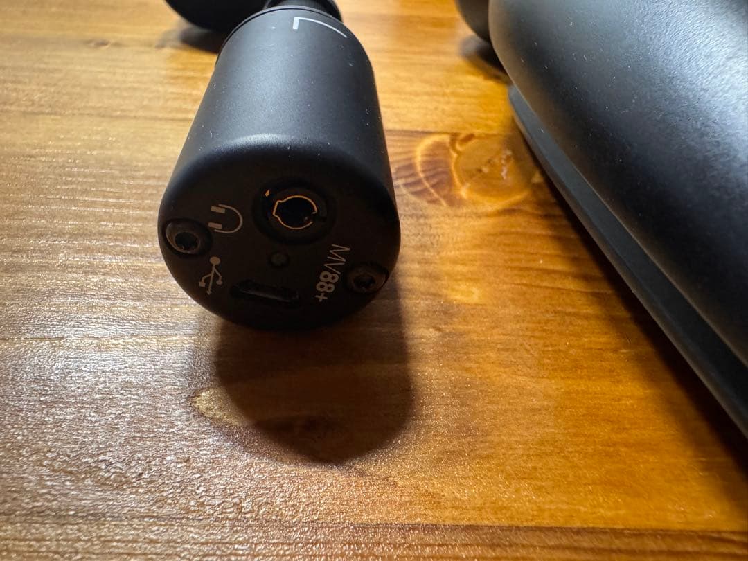 その他 SHURE MV88+