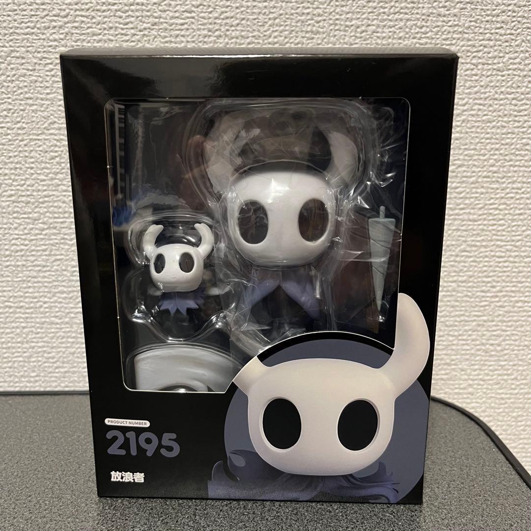 【新品未使用】ホロウナイト フィギュア 2体セット 放浪者 & ホーネット