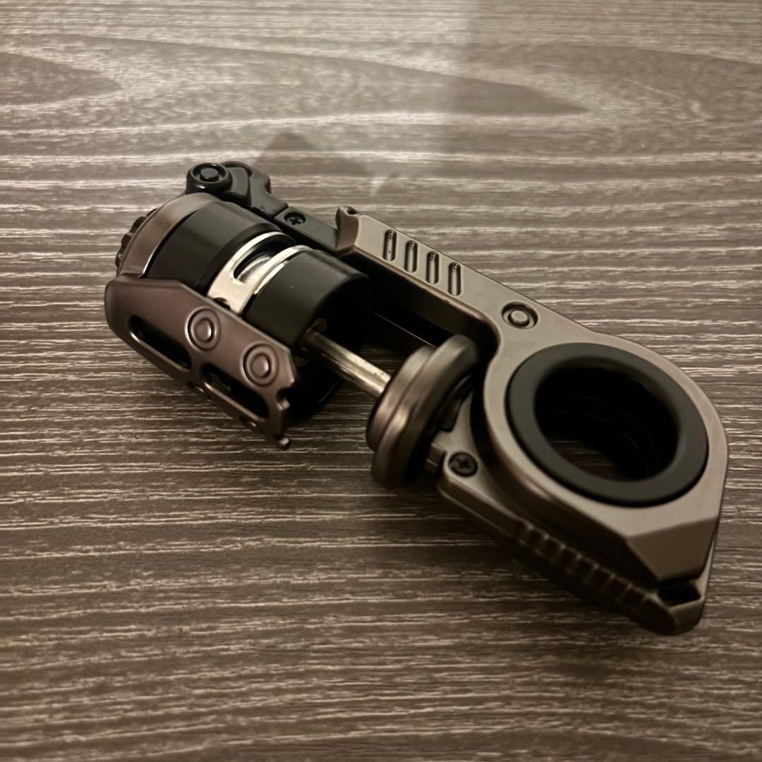 音叉内蔵 グレネード型 フィジェッ トトイ EDC ハンドスピナー　SS製