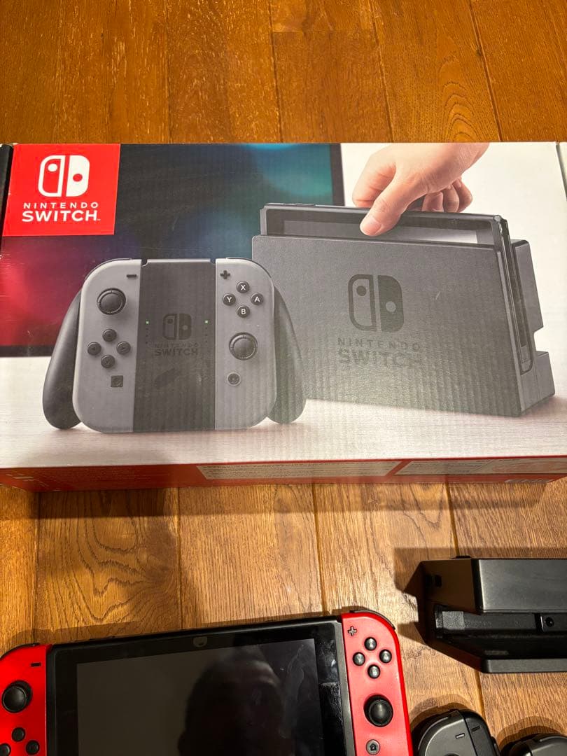 Nintendo Switch ジョイコン4つ プロコン2つ 収納ケース付き