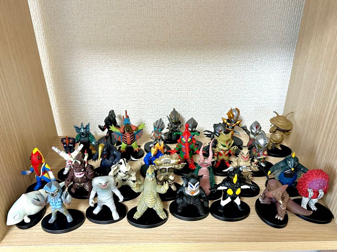 d*7様 コンバージモーション ウルトラマン 怪獣フィギュア 31体