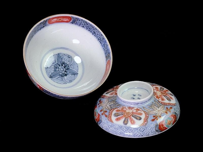 古伊万里　薄瑠璃　染錦　孔雀の図　大振蓋茶碗　F200AS-CTe