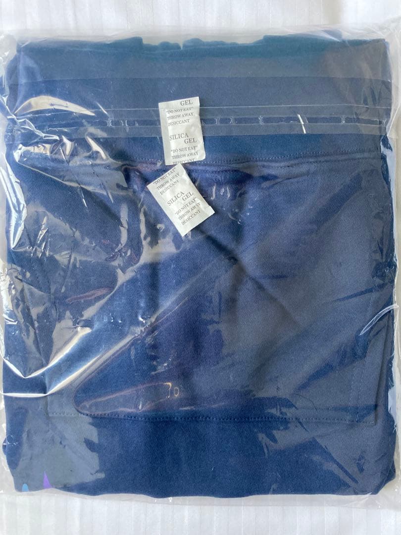 Ado ファッショナブルフーディー中（L）ドームツアー 2025 よだか