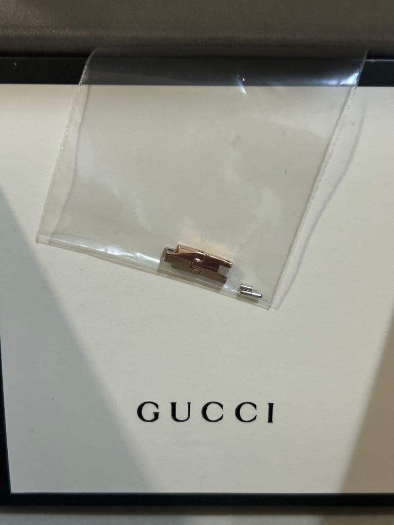 GUCCI レディース腕時計（ローズゴールド）