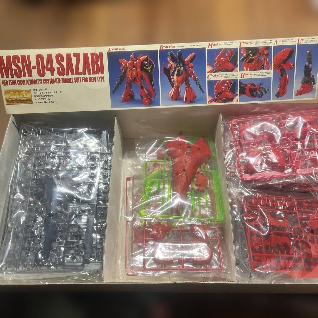 MG ガンプラ　サザビー、リガズィ、ニューガンダム 3点セット