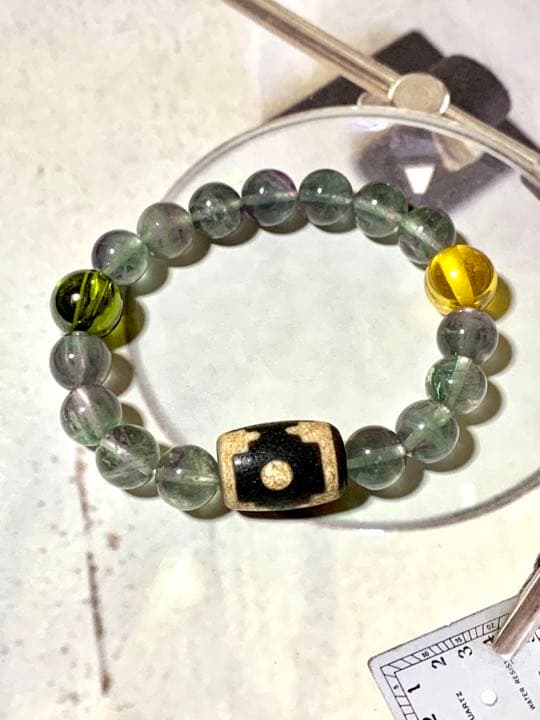 イエロー、グリーン龍王眼　曼荼羅天珠ブレスレット　No.11 フローライト