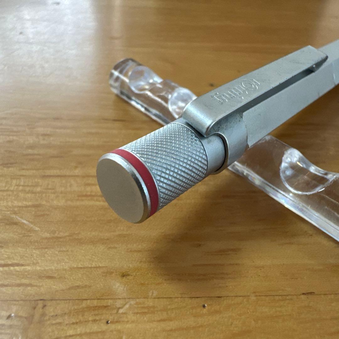 貴重 廃盤 Rotring ロットリング 600 万年筆 シルバー EF