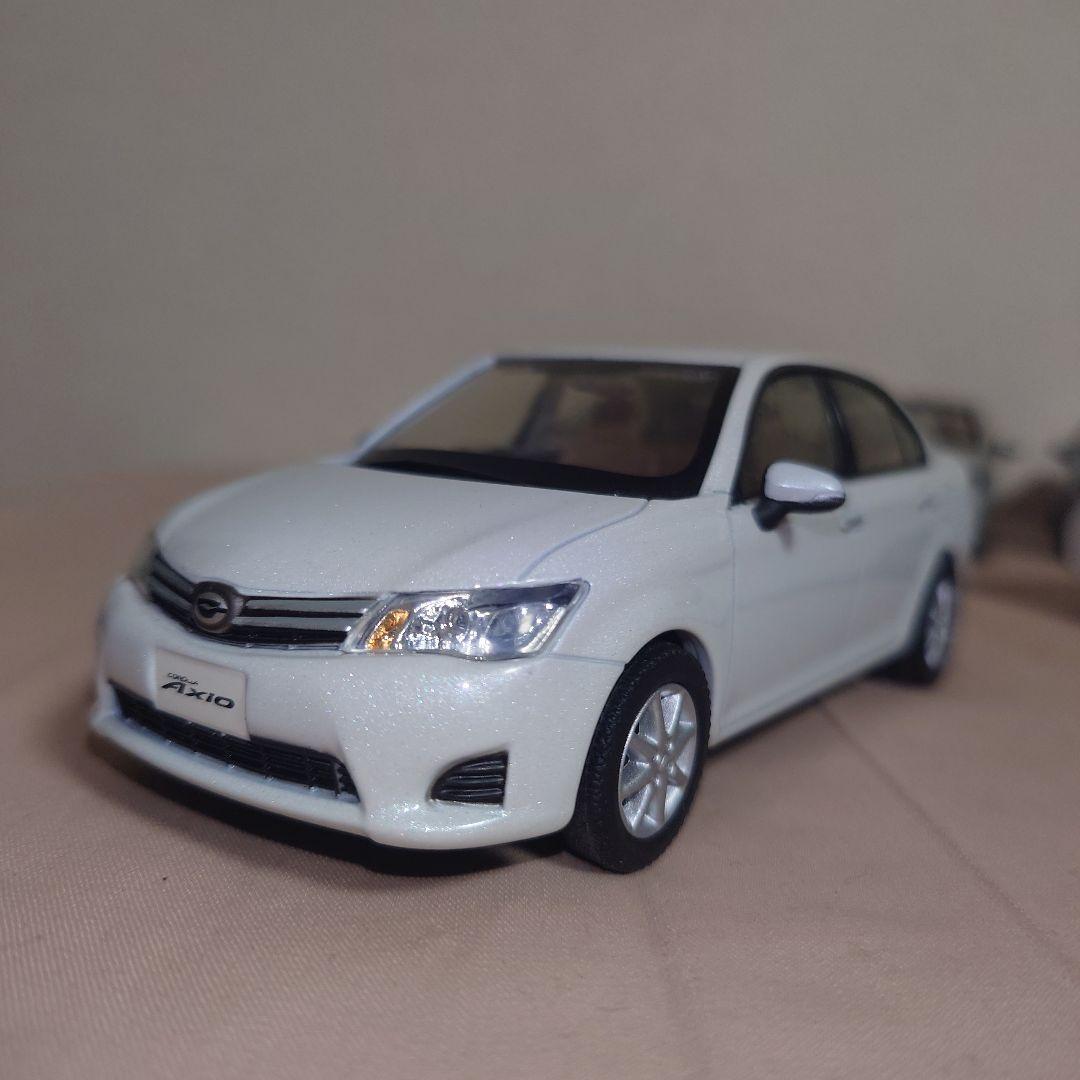 TOYOTA　COROLLA　Axio 7台セット