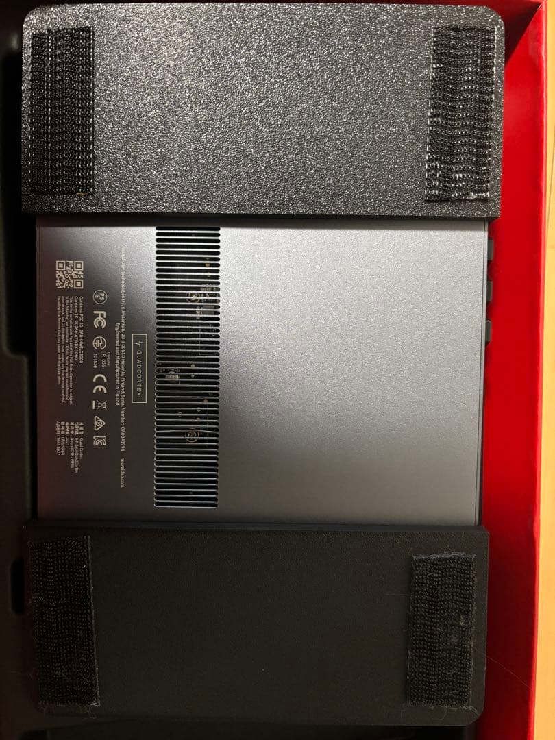 Quad Cortex ベースプレート&オヤイデ電気のケーブル付き