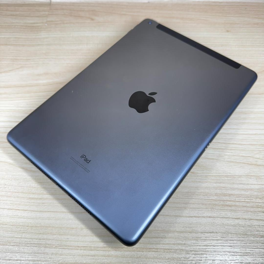 P189 iPad 第8世代 32GB セルラー