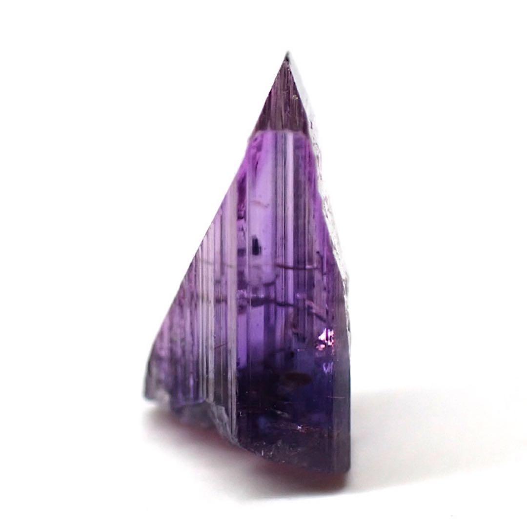 【タンザニア/メレラニ産】非加熱マルチカラーゾイサイト