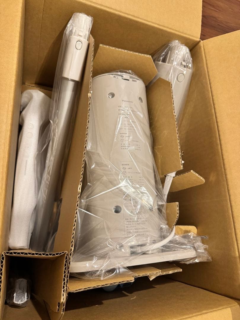 Panasonic 1台3役 コードレススティック掃除機 MC-NX810KM